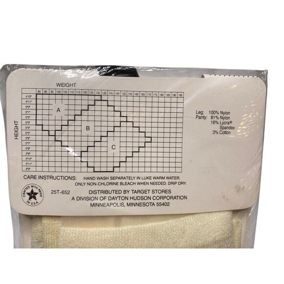 Target Ultra Sheer Control Top Pantyhose Off White Size C Sandalfoot Formal - Picture 3 of 4